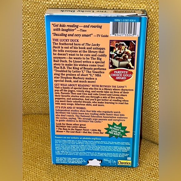 Between the Lions Learn to Read tape - The Lucky Duck - VHS video - Picture 3 of 3